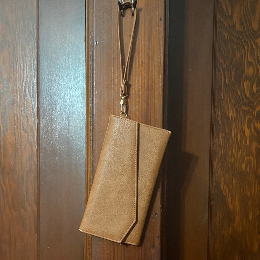 Damsel in Defense Tan Leather RFID Wristlet Clutch